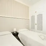 Newly Refurbished Modern 2-bed In Heart Of Appartement Torremolinos