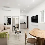 Appartement Newly Refurbished Modern 2-bed In Heart Of Torremolinos
