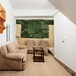 Newly Refurbished Modern 2-bed In Heart Of Appartement