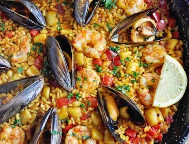 Newly Refurbished Modern 2-bed In Heart Of Lejlighed Torremolinos