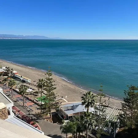 Apartment Newly Refurbished Modern 2-bed In Heart Of Torremolinos